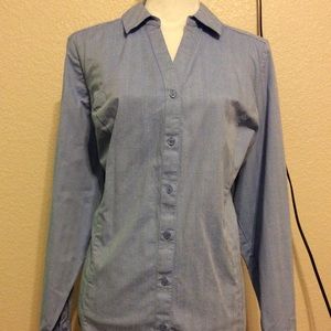 NWOT blue lane Bryant button up shirt